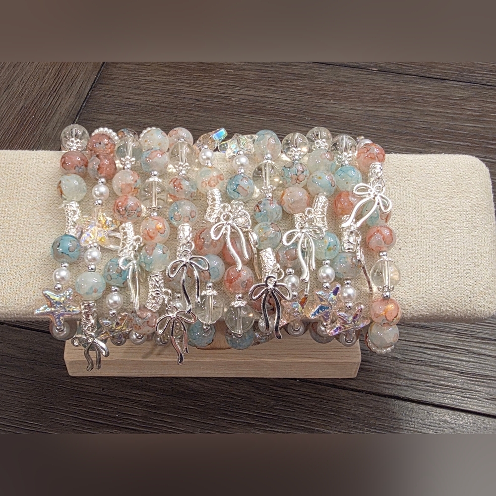 Beach Glass Beaded Bracelet – Starfish & Bow Charm +Free Gift 🎁 - Picture 6 of 7